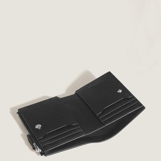Mini Vertical Wallet 6cc in Sartorial Leather
