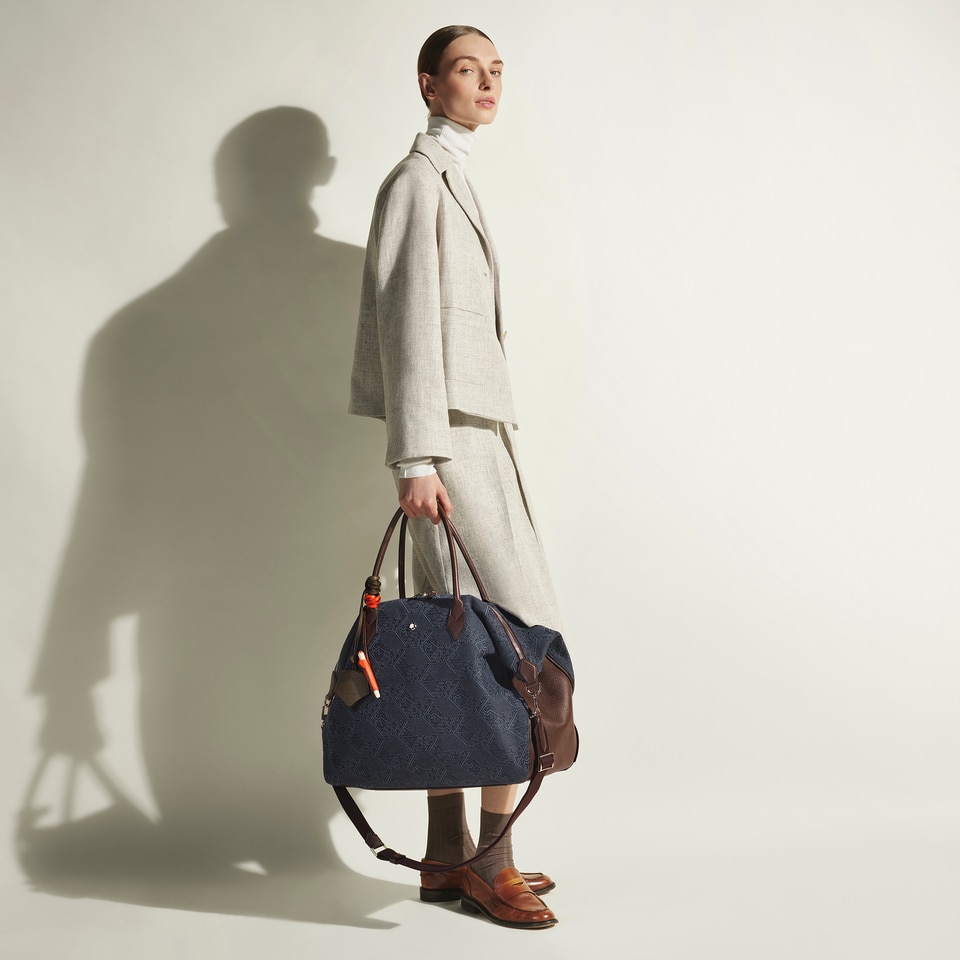 Weekender Bag 43 in 4810 Denim - 2