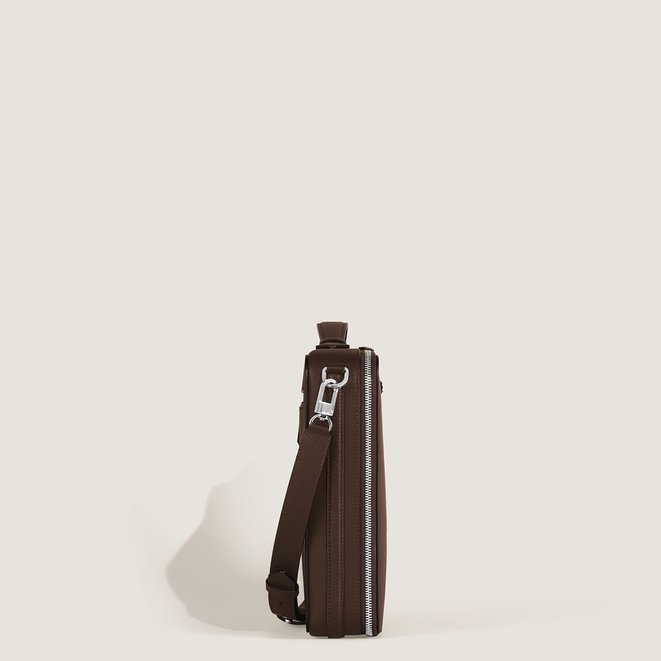 Writing Traveler Crossbody messenger Bag - 5
